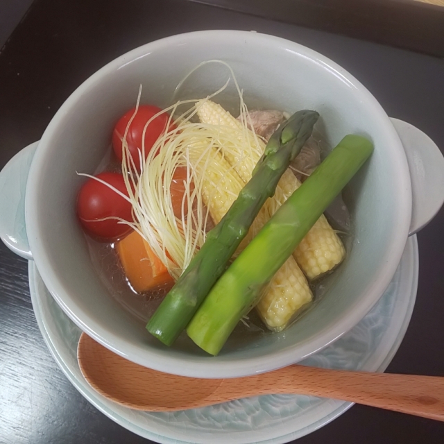 お客様からのお写真（その３） タイ食器（セラドン焼き）や雑貨の通販